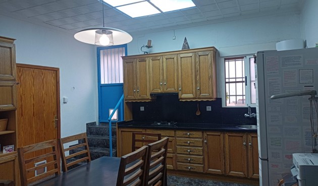 Återförsäljning - Town House -
Pinoso - Inland