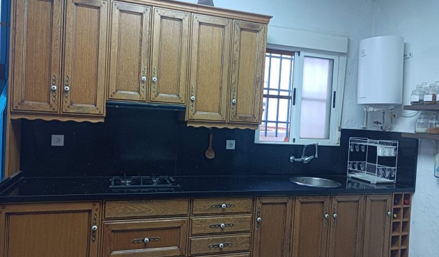 Återförsäljning - Town House -
Pinoso - Inland