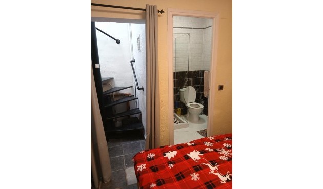 Reventa - Town House -
Torrevieja - La Siesta - El Salado - Torreta