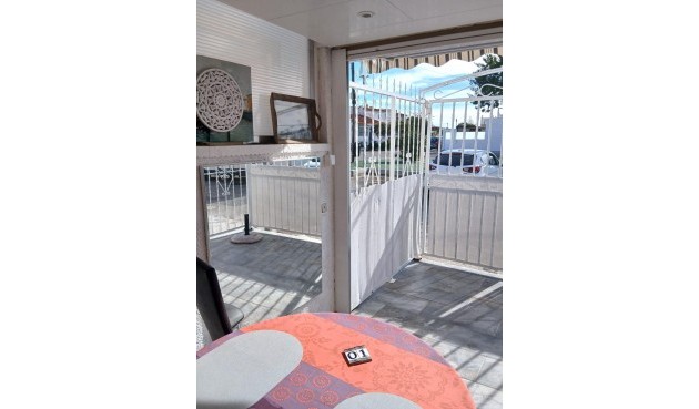 Reventa - Town House -
Torrevieja - La Siesta - El Salado - Torreta