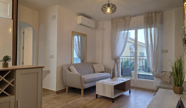 Reventa - Ático -
Torrevieja - Cala Ferris