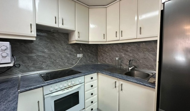 Återförsäljning - Apartment -
Torrevieja - Centro