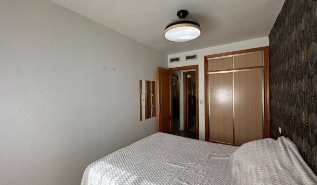 Återförsäljning - Apartment -
Torrevieja - Centro