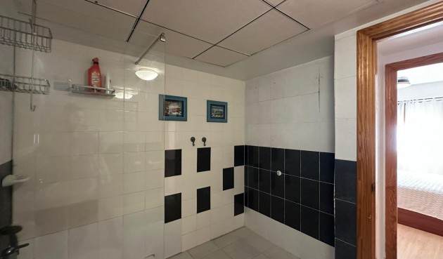 Återförsäljning - Apartment -
Torrevieja - Centro