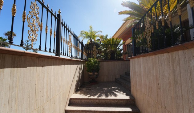 Reventa - Villa -
Orihuela Costa - Campoamor