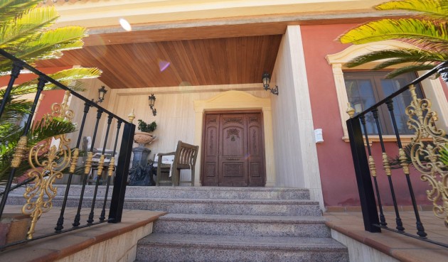 Reventa - Villa -
Orihuela Costa - Campoamor