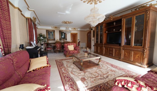 Reventa - Villa -
Orihuela Costa - Campoamor