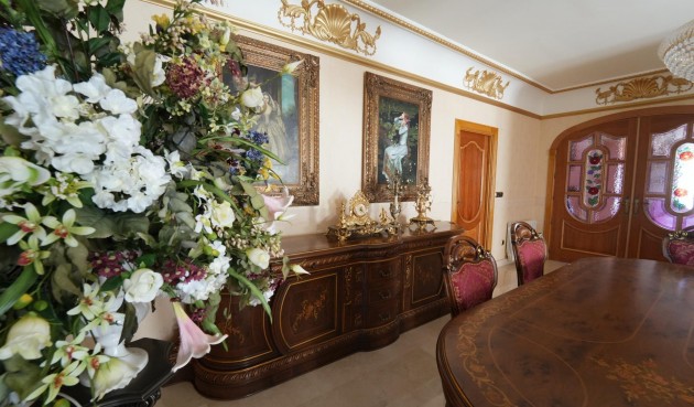 Reventa - Villa -
Orihuela Costa - Campoamor