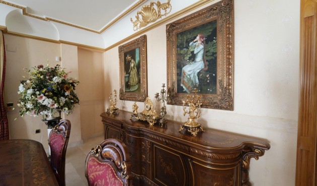 Reventa - Villa -
Orihuela Costa - Campoamor