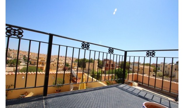 Brukt - Villa -
Villamartin - Costa Blanca