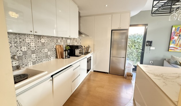 Brukt - Villa -
La Zenia - Costa Blanca