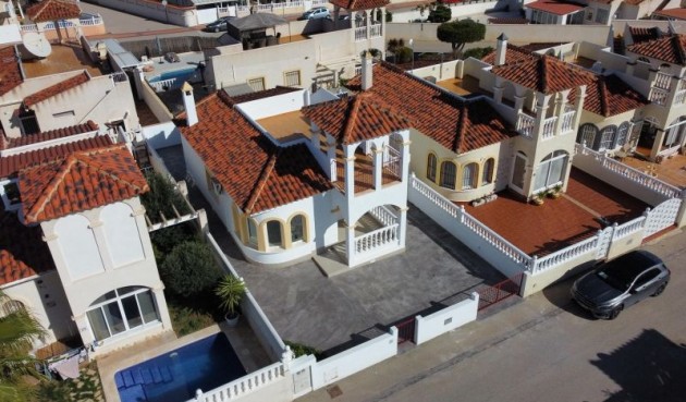 Brukt - Villa -
Algorfa - Inland