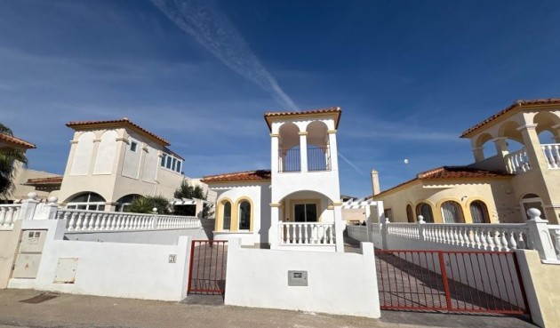 Brukt - Villa -
Algorfa - Inland