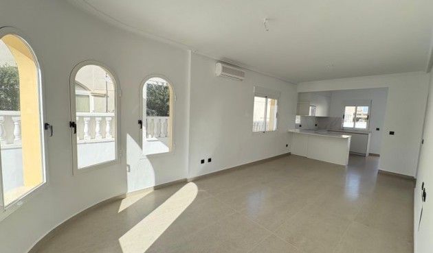 Brukt - Villa -
Algorfa - Inland