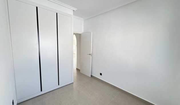 Brukt - Villa -
Algorfa - Inland