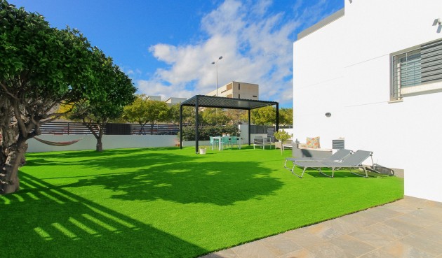 Brukt - Quad House -
Torrevieja - Costa Blanca