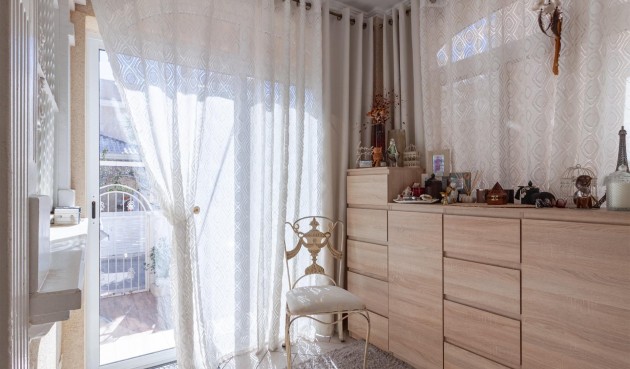 Brukt - Villa -
Orihuela Costa - Los Almendros-la Florida