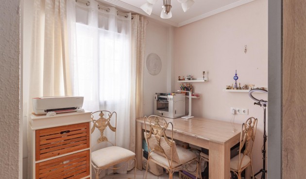 Brukt - Villa -
Orihuela Costa - Los Almendros-la Florida