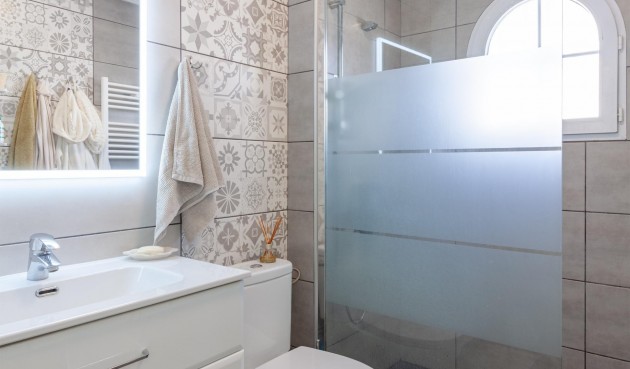 Brukt - Villa -
Orihuela Costa - Los Almendros-la Florida