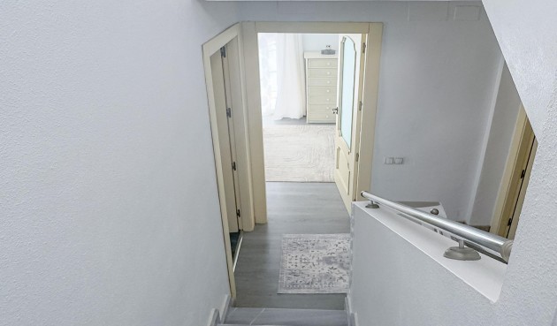 Brukt - Villa -
Orihuela Costa - Los Almendros-la Florida