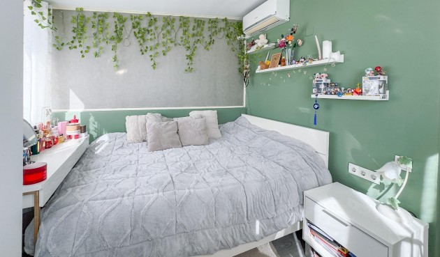 Brukt - Villa -
Orihuela Costa - Los Almendros-la Florida