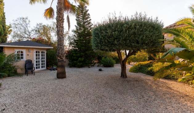 Brukt - Villa -
Busot - Costa Blanca