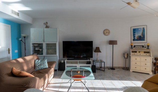 Brukt - Villa -
Busot - Costa Blanca