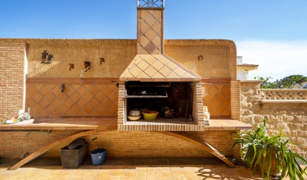 Brukt - Villa -
San Vicente del Raspeig - Inland