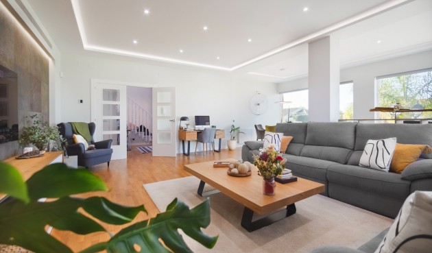 Brukt - Villa -
San Vicente del Raspeig - Inland