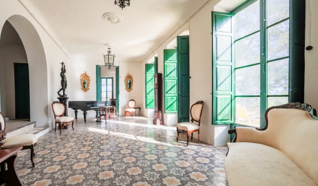 Reventa - Villa -
Alicante - Costa Blanca