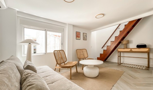 Brukt - Apartment -
Alicante - Costa Blanca