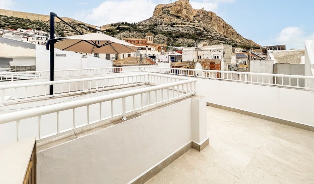 Brukt - Apartment -
Alicante - Costa Blanca