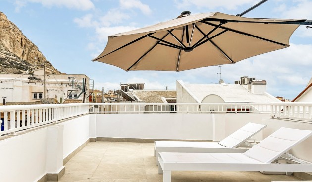 Brukt - Apartment -
Alicante - Costa Blanca