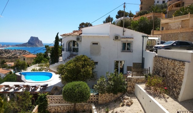 Brukt - Villa -
Calpe - Costa Blanca