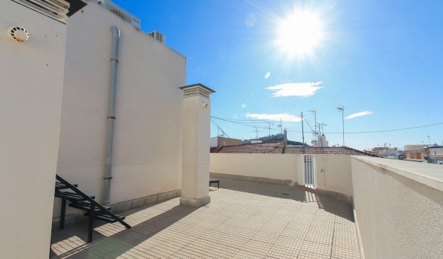 Brukt - Toppleilighet -
Alicante - Costa Blanca