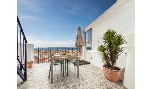 Brukt - Apartment -
Alicante - Costa Blanca