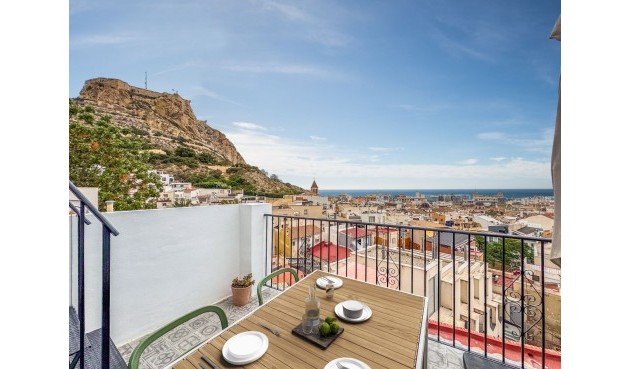 Brukt - Apartment -
Alicante - Costa Blanca