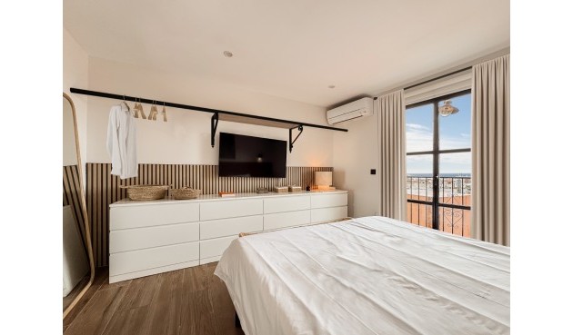 Brukt - Apartment -
Alicante - Costa Blanca