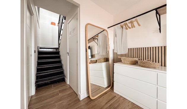 Brukt - Apartment -
Alicante - Costa Blanca