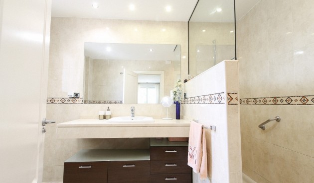 Brukt - Villa -
San Vicente del Raspeig - Inland