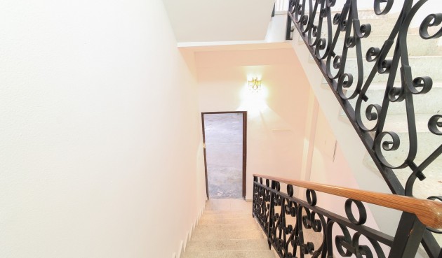 Brukt - Villa -
El Campello - Costa Blanca