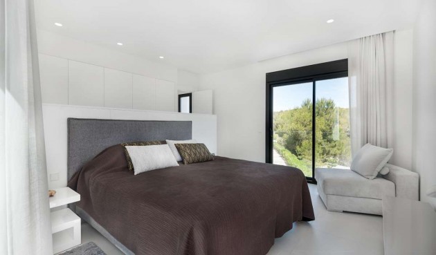 Reventa - Villa -
Las Colinas Golf - Costa Blanca