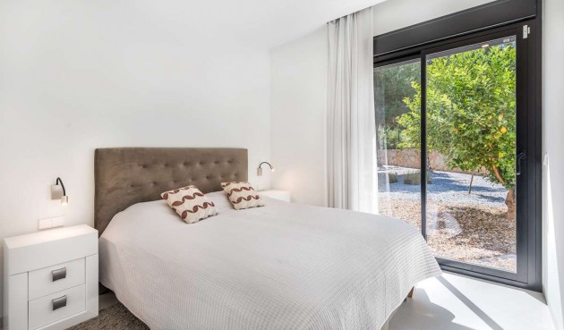 Reventa - Villa -
Las Colinas Golf - Costa Blanca