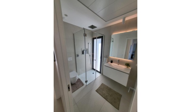 Reventa - Villa -
Las Colinas Golf - Costa Blanca