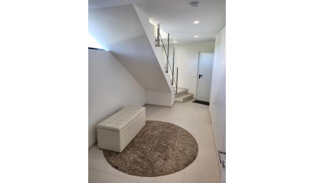 Reventa - Villa -
Las Colinas Golf - Costa Blanca