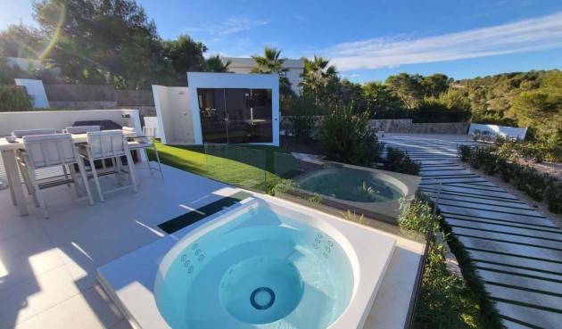 Reventa - Villa -
Las Colinas Golf - Costa Blanca