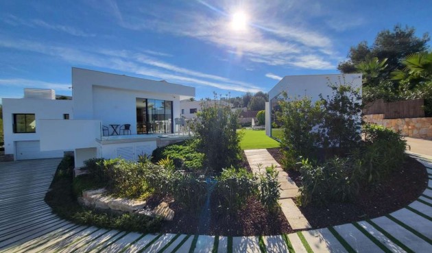 Reventa - Villa -
Las Colinas Golf - Costa Blanca