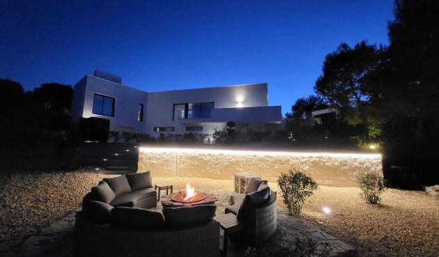 Reventa - Villa -
Las Colinas Golf - Costa Blanca