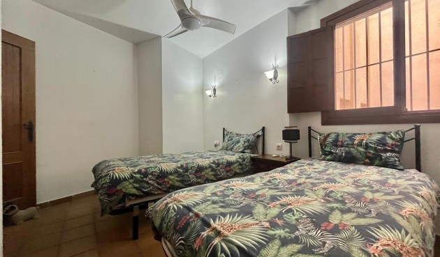 Brukt - Bungalow -
Torrevieja - Punta Prima