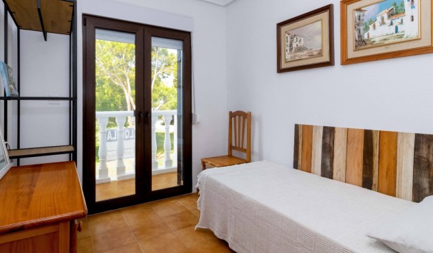 Brukt - Town House -
Orihuela Costa - Costa Blanca
